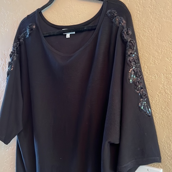 Joseph A lightweight sweater knit embellished shoulder: rosettes & sequins XL - Picture 12 of 17